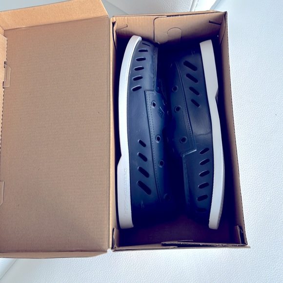 NWT, Sperry Top slider navy deck shoes:  AO Float, size 9 - Picture 5 of 8